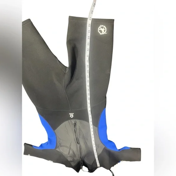 Defiance Neoprene Black & Blue Shorty Style Wetsuit Men’s EUC - Picture 3 of 14